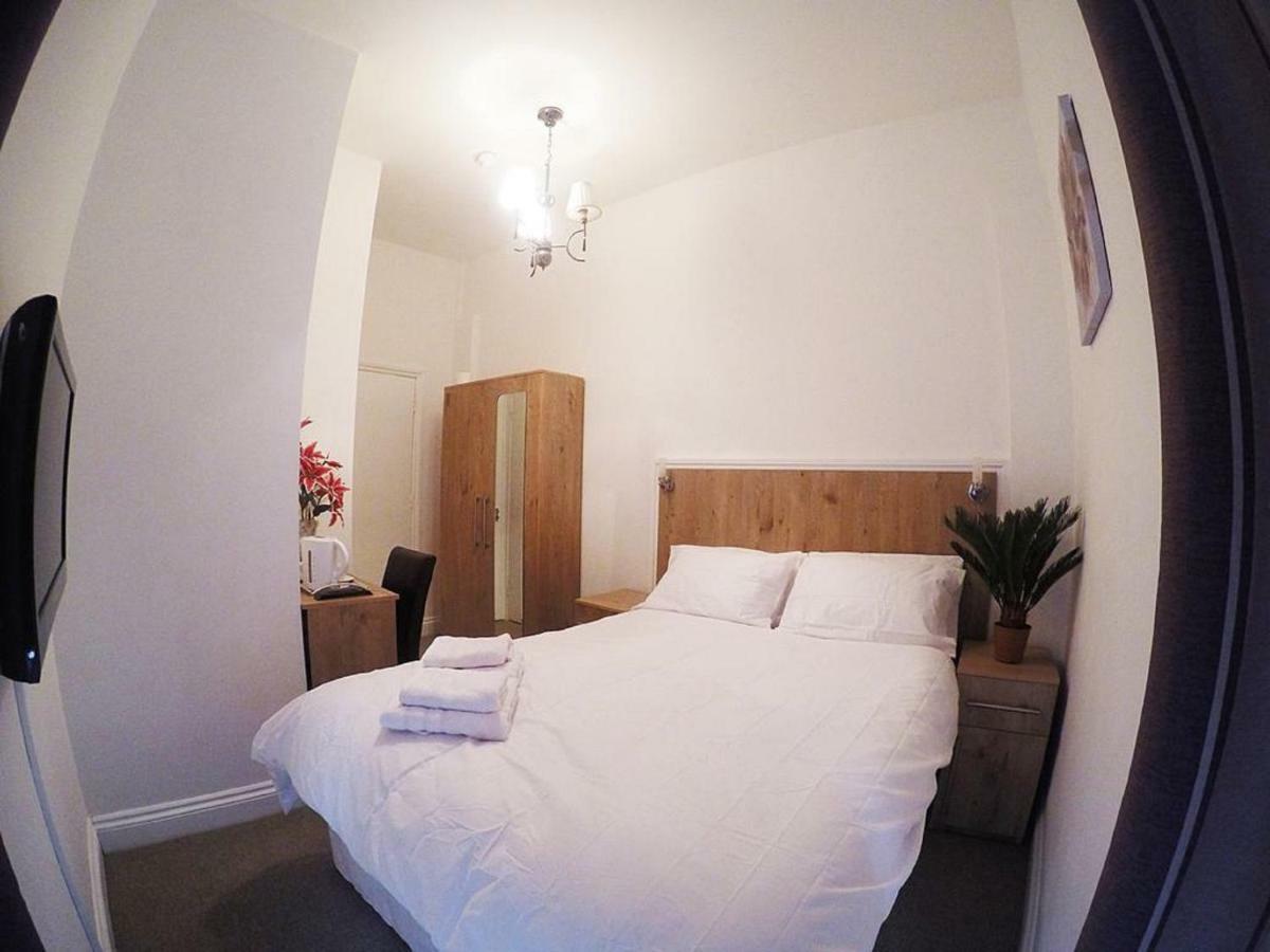 Acton Hill Hotel Ealing Ngoại thất bức ảnh