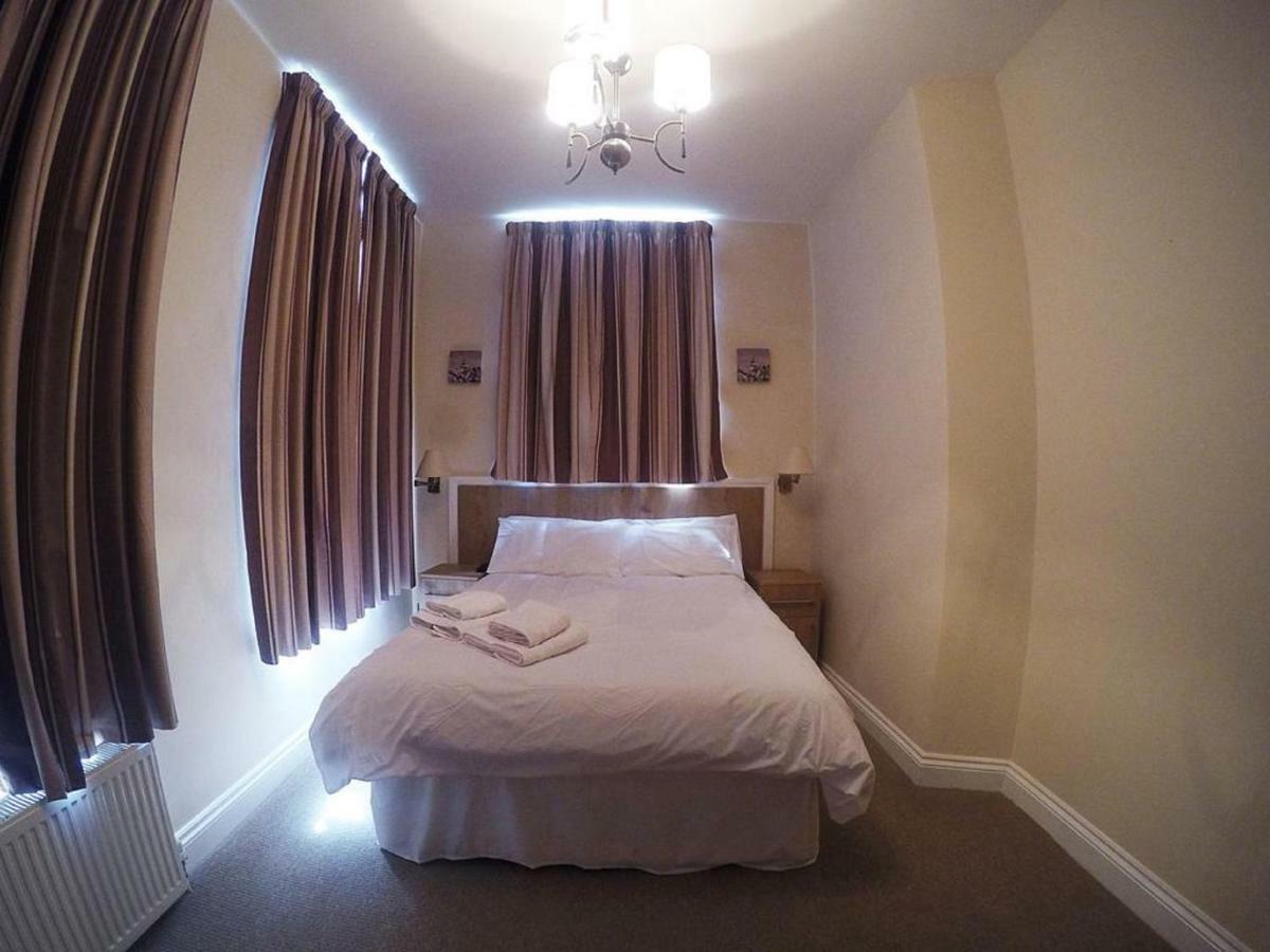 Acton Hill Hotel Ealing Ngoại thất bức ảnh