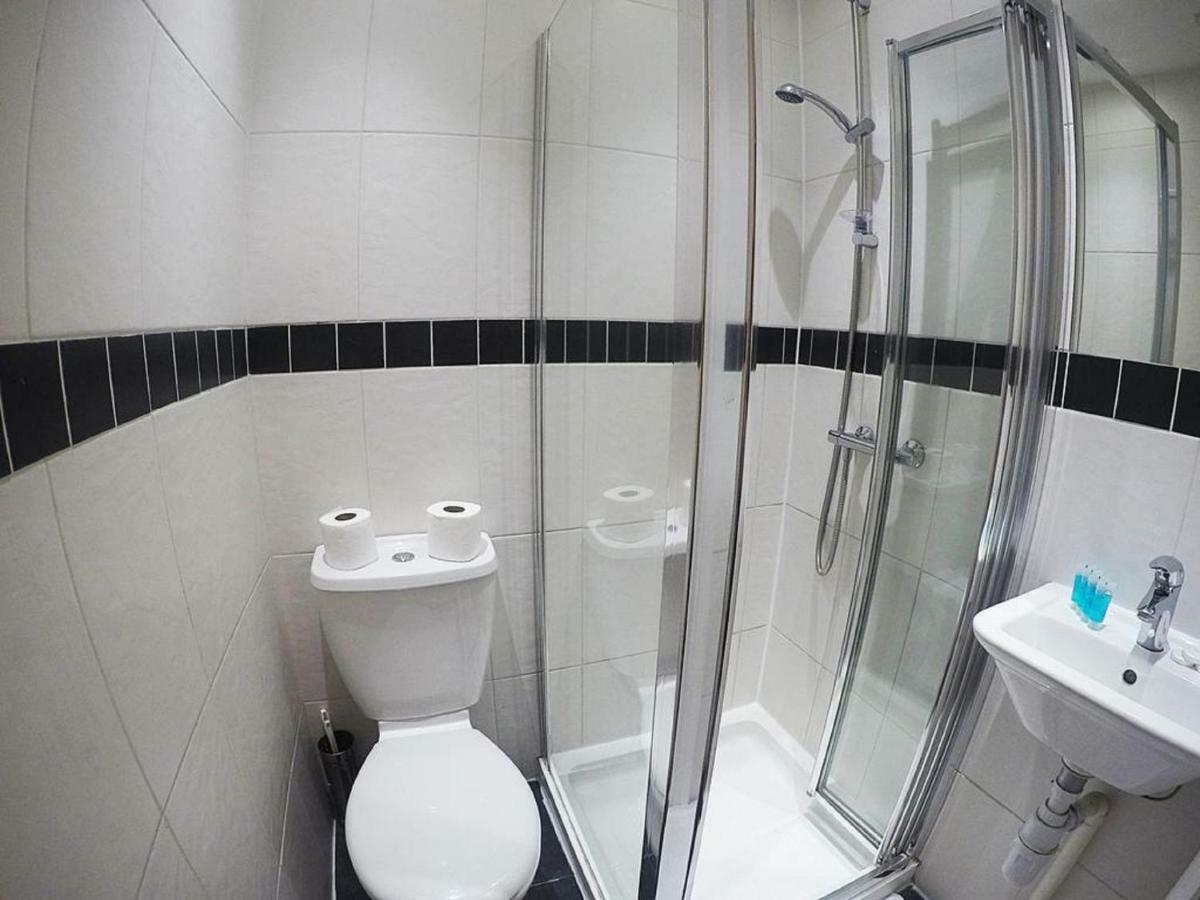 Acton Hill Hotel Ealing Ngoại thất bức ảnh
