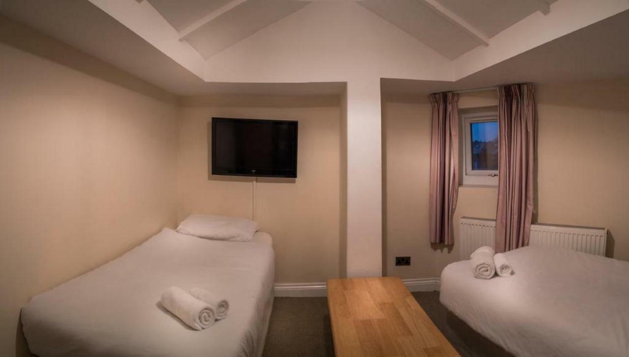 Acton Hill Hotel Ealing Ngoại thất bức ảnh