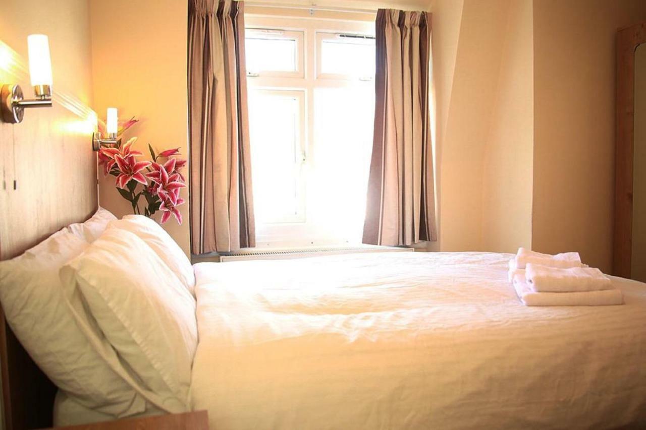 Acton Hill Hotel Ealing Ngoại thất bức ảnh
